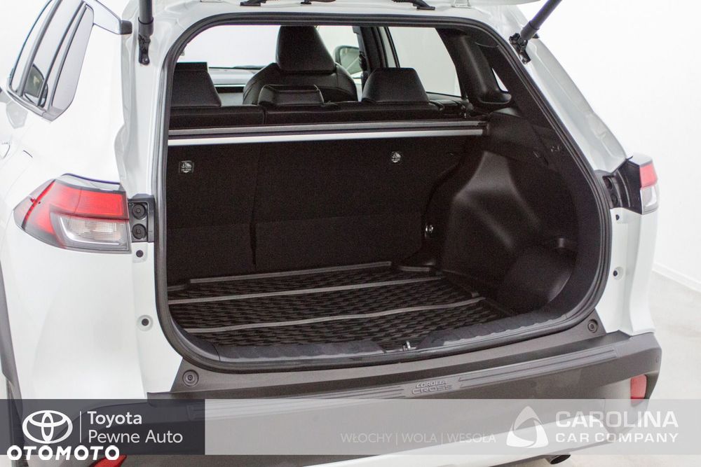 Toyota Corolla Cross - 18