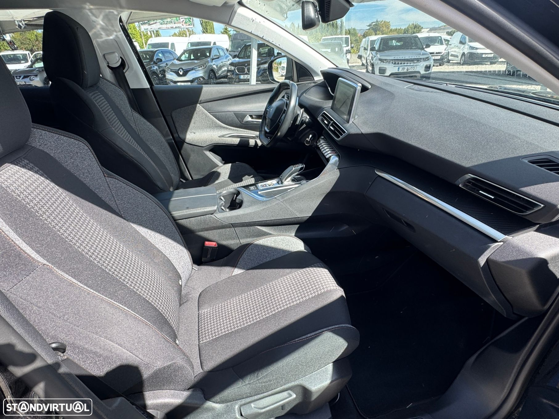 Peugeot 3008 1.6 BlueHDi Style EAT6 - 11