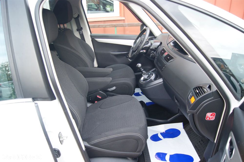 Citroën C4 Picasso 1.6 HDi Selection - 29