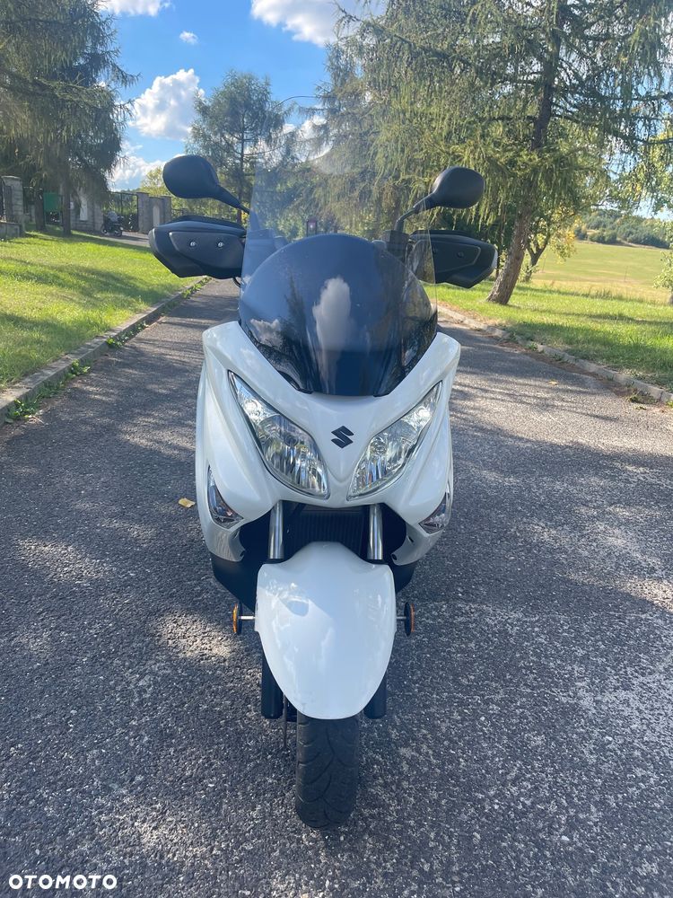 Suzuki Burgman - 5
