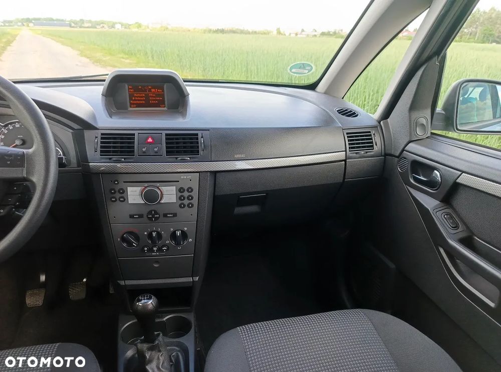 Opel Meriva 1.6 16V Easytronic Cosmo - 19