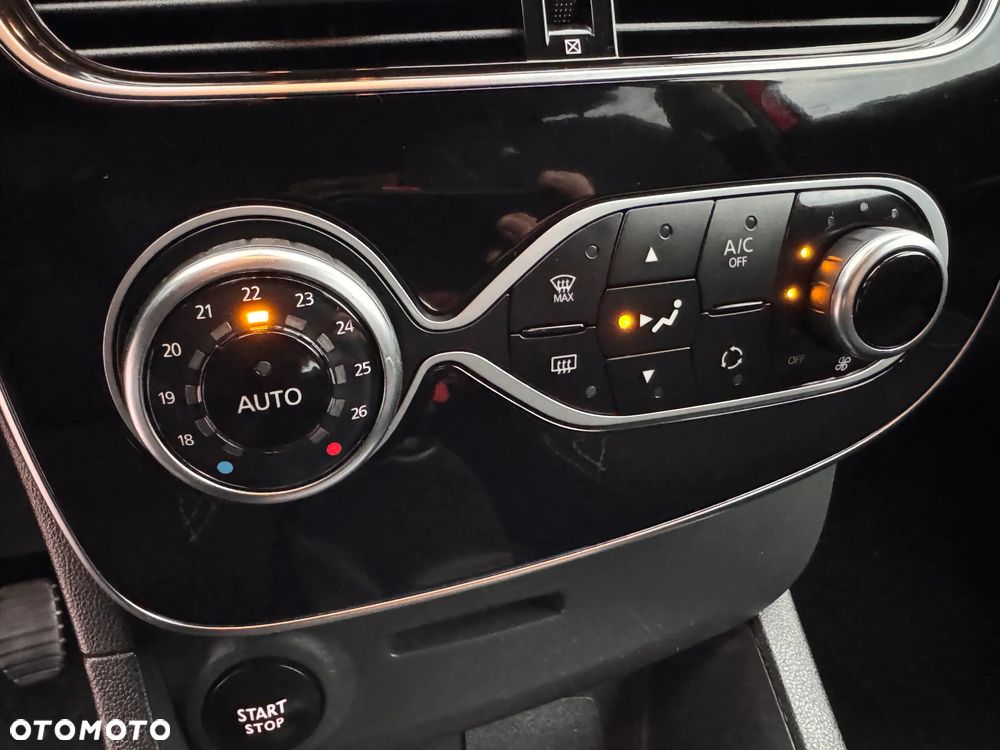 Renault Clio - 10