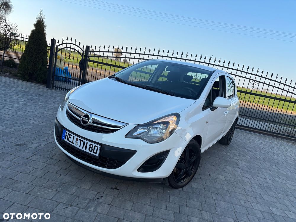Opel Corsa 1.2 16V Essentia - 30