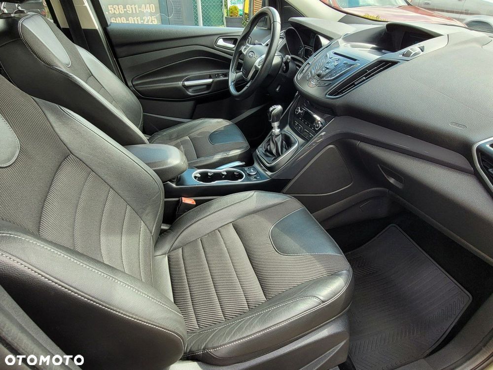 Ford Kuga - 18