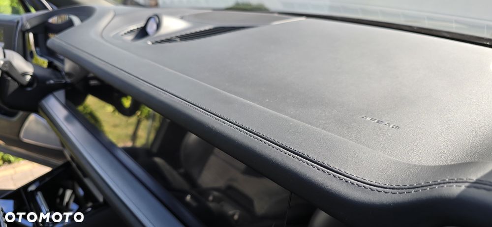 Porsche Cayenne - 23