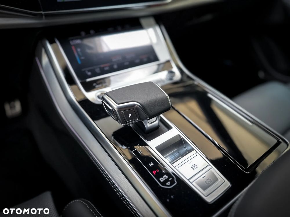 Audi Q8 - 23