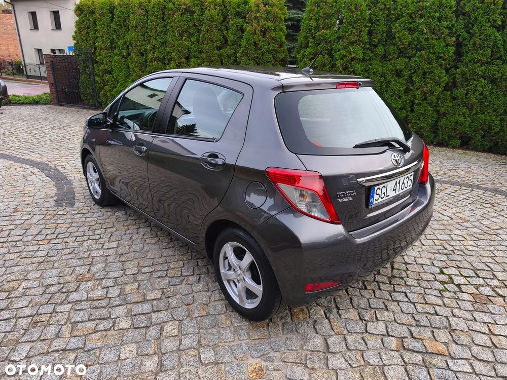Toyota Yaris 1.33 VVT-i - 3