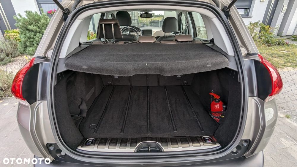 Peugeot 2008 1.6 VTi Allure - 6