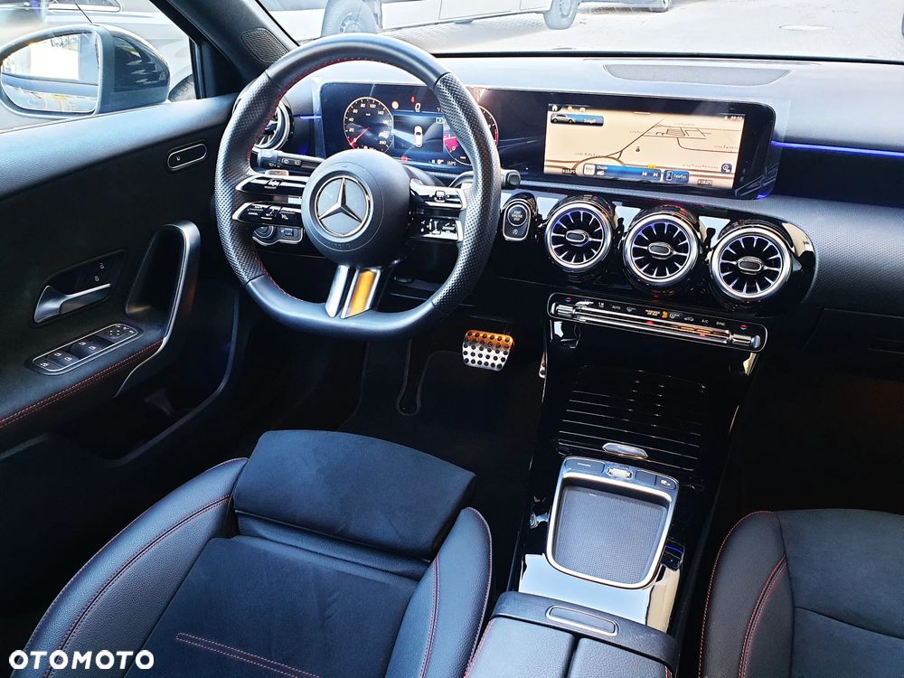 Mercedes-Benz Klasa A 200 AMG Line 7G-DCT - 10