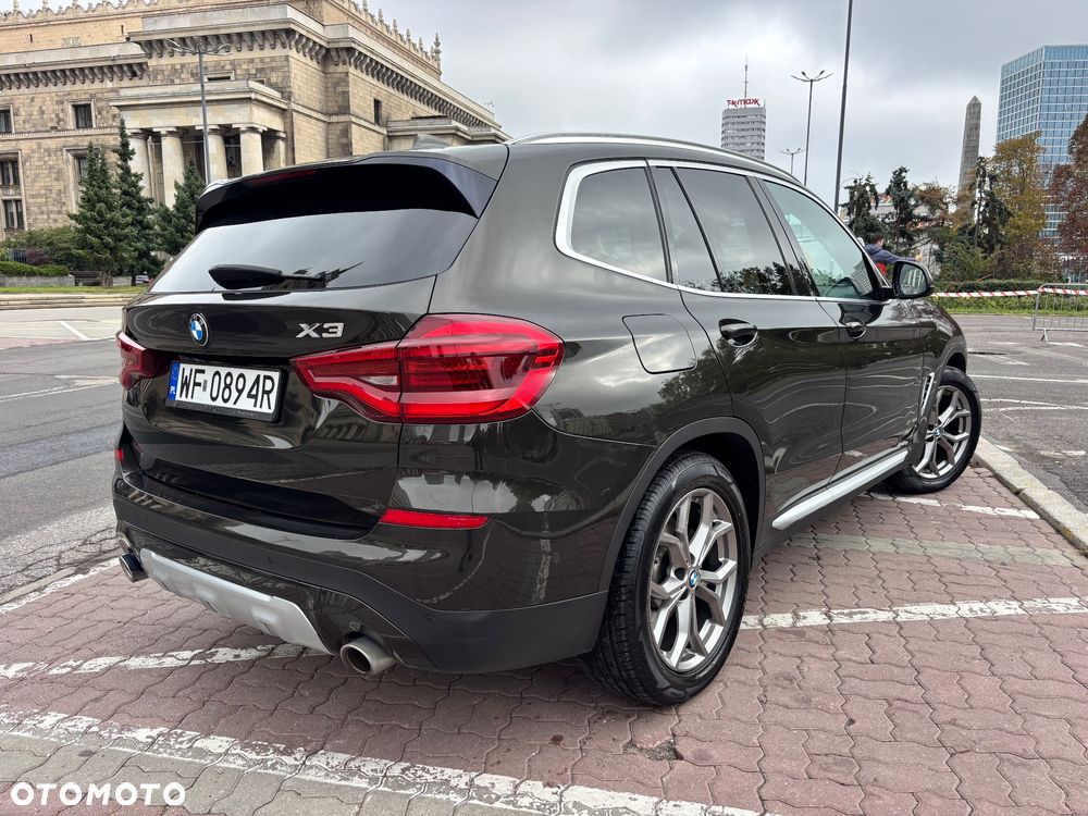 BMW X3 xDrive20i Luxury Line - 4