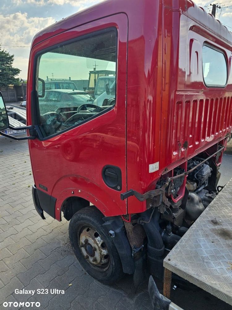 Kabina goła Maxity Cabstar 07-22r wszystkie części - 4