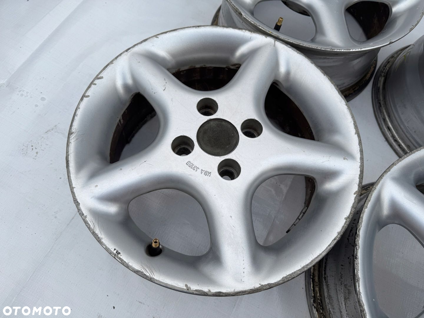 Felgi Fiat 4x98 6J 14" ET38 579 - 5