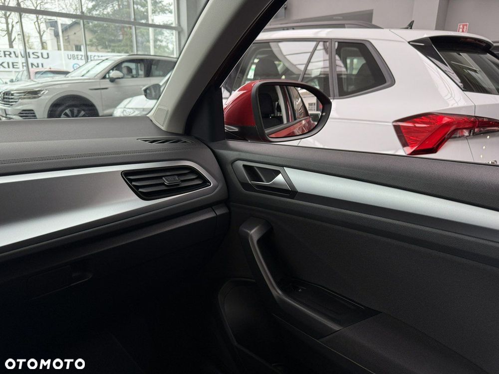 Volkswagen T-Roc - 24