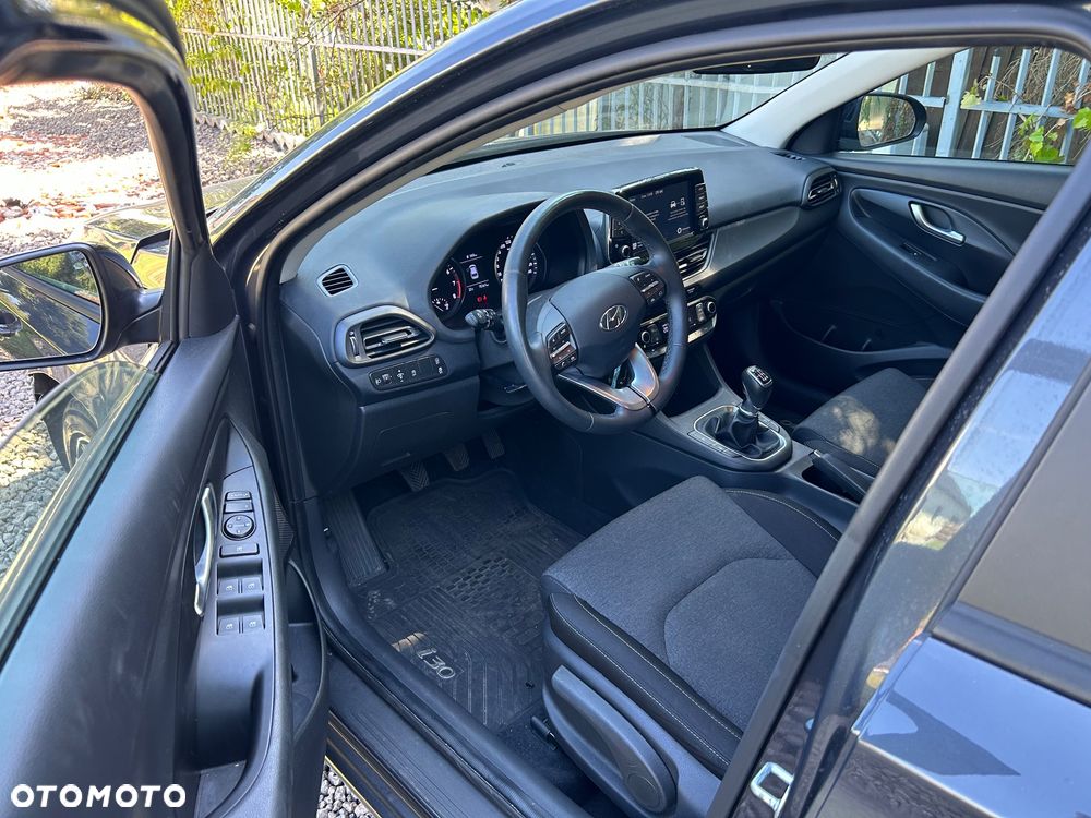 Hyundai i30 1.0 T-GDI Premium - 8