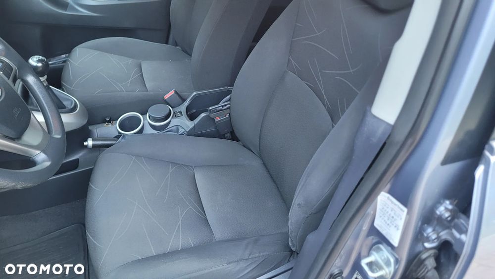 Toyota Verso 1.6 7-Sitzer Comfort - 25