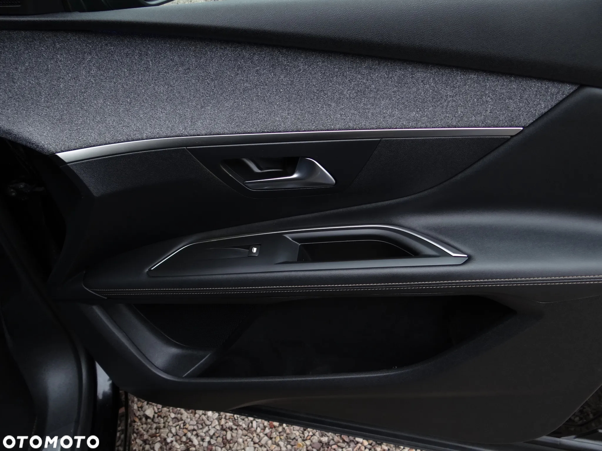 Peugeot 3008 1.6 PureTech GPF GT Line S&S EAT8 - 33