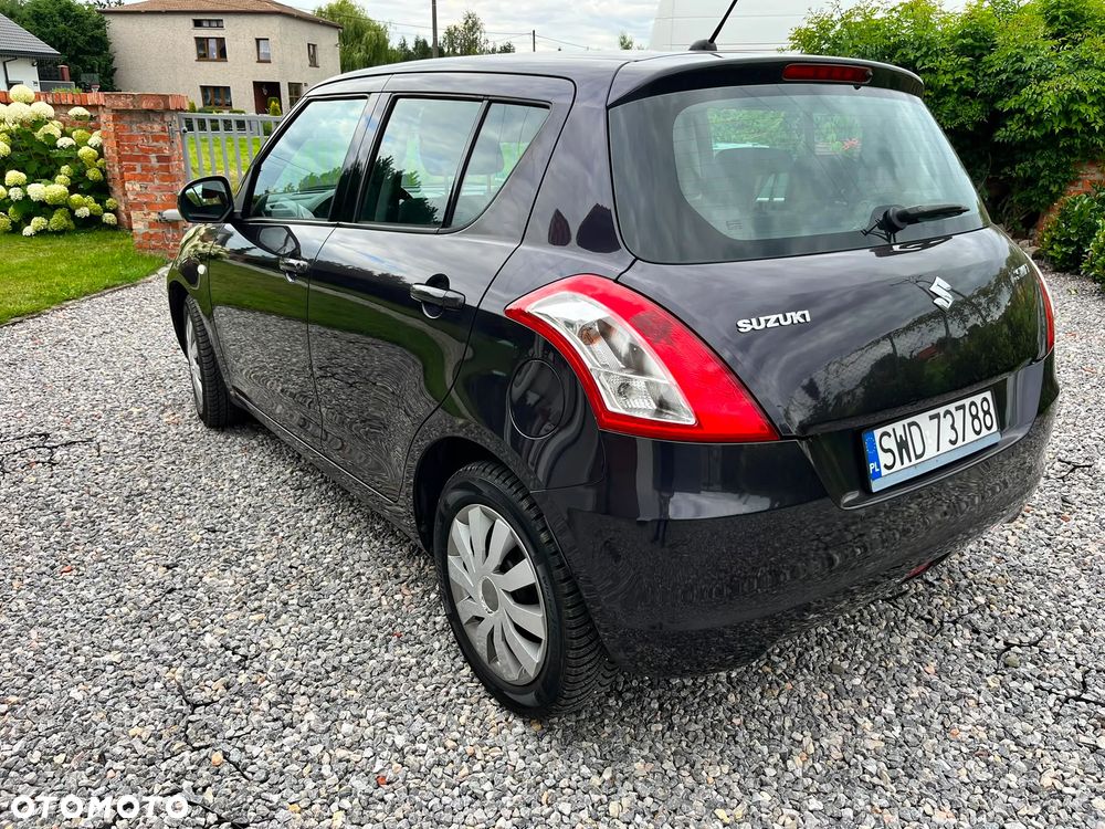 Suzuki Swift 1.2 Club - 5