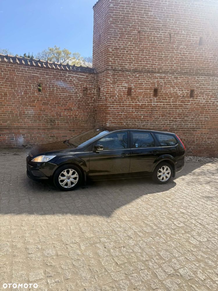 Ford Focus 1.8 TDCi Ambiente - 6