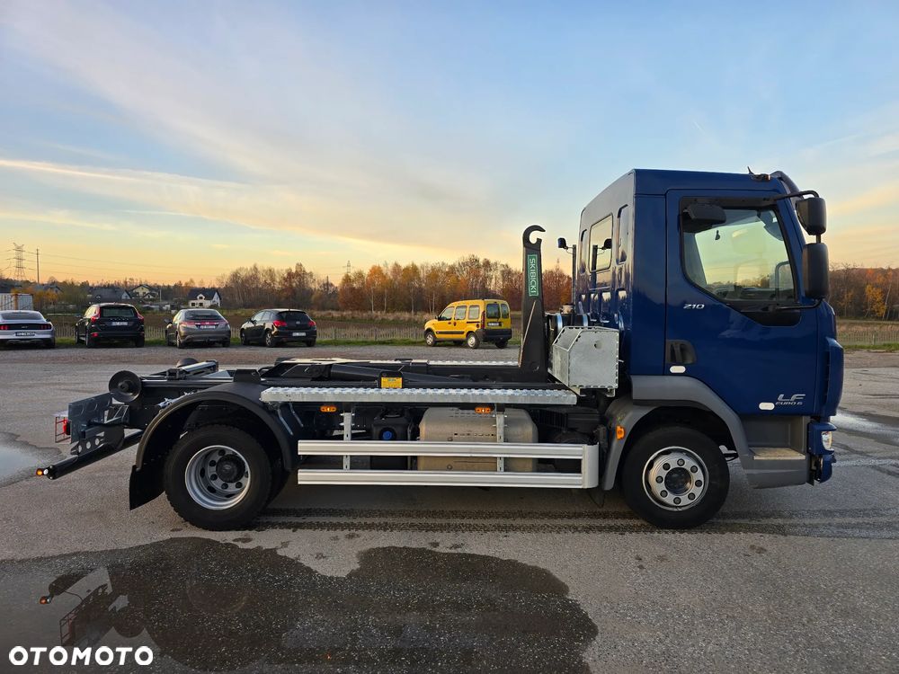 DAF LF 210 Hakowiec 2015 SKIBICKI E6 11990kg KP7 hak gruz śmieci budowlane kontener do hakowca - 16