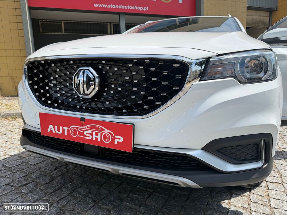 MG ZS - 9