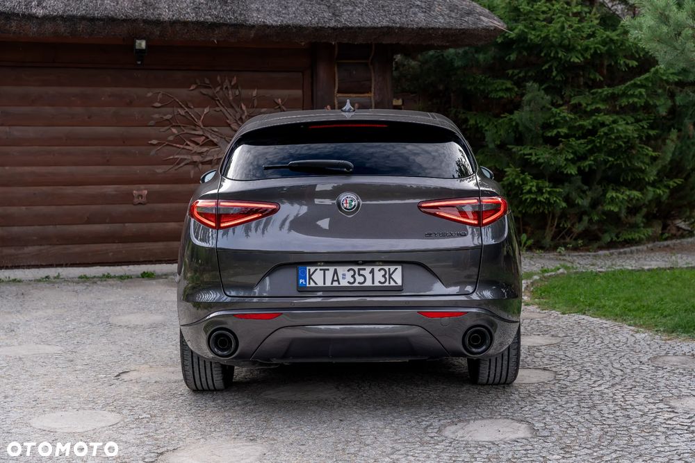 Alfa Romeo Stelvio 2.2 JTDM Q4 - 21