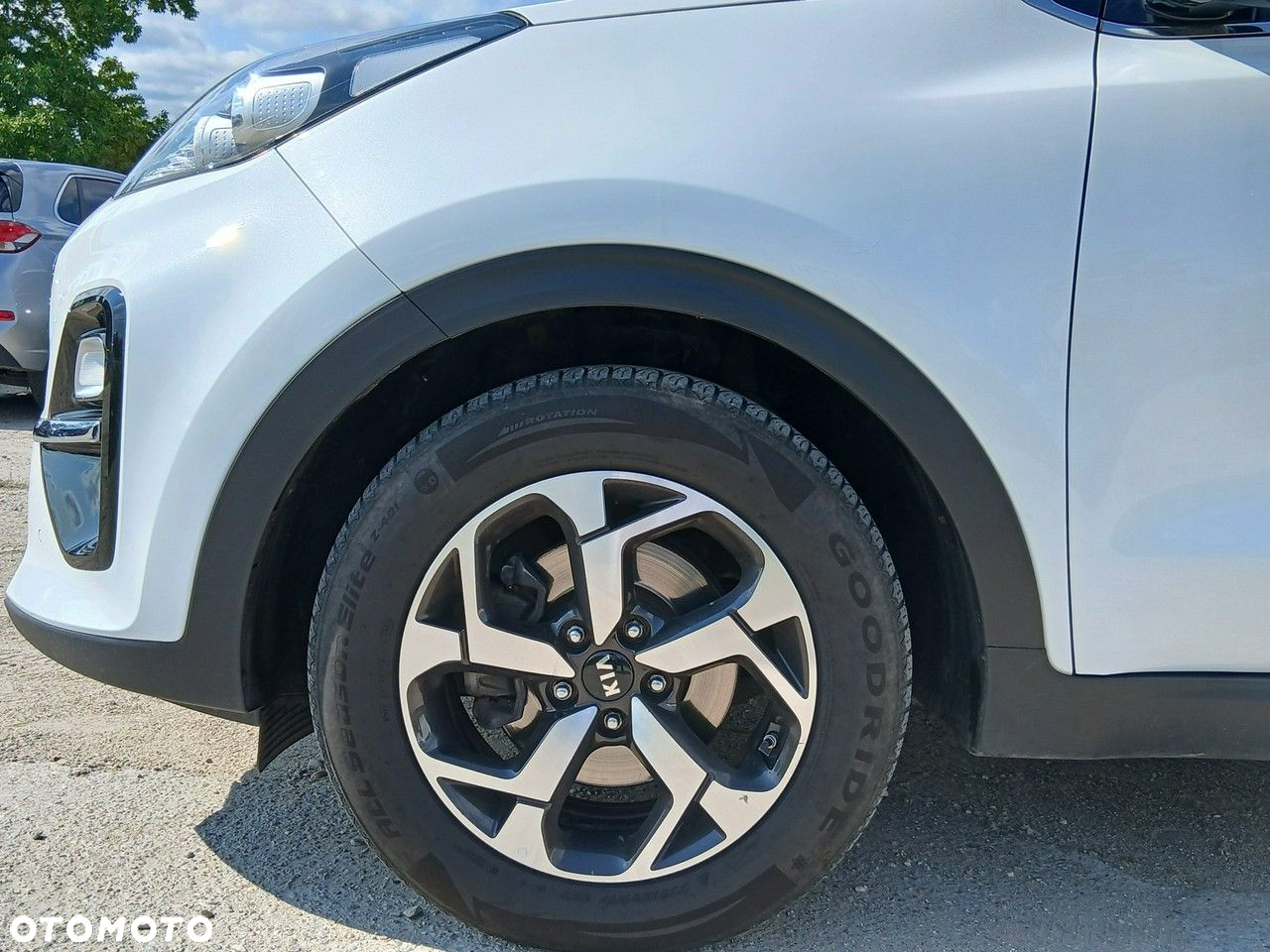 Kia Sportage - 10