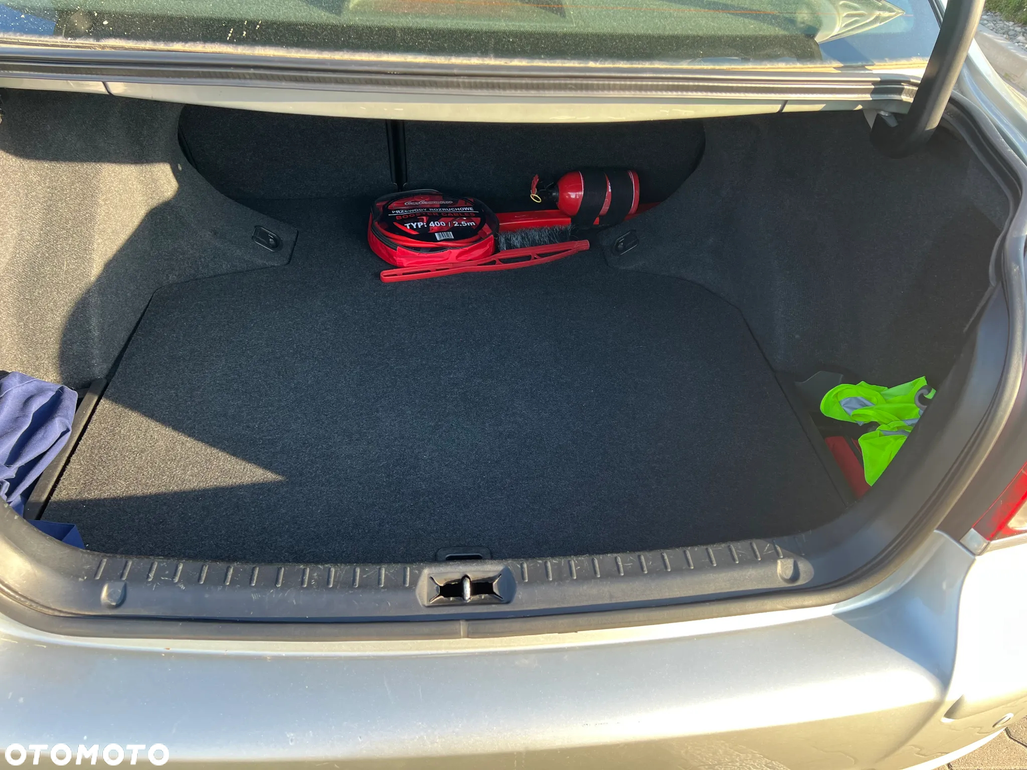 Toyota Avensis 1.8 VVT-i Sol - 13
