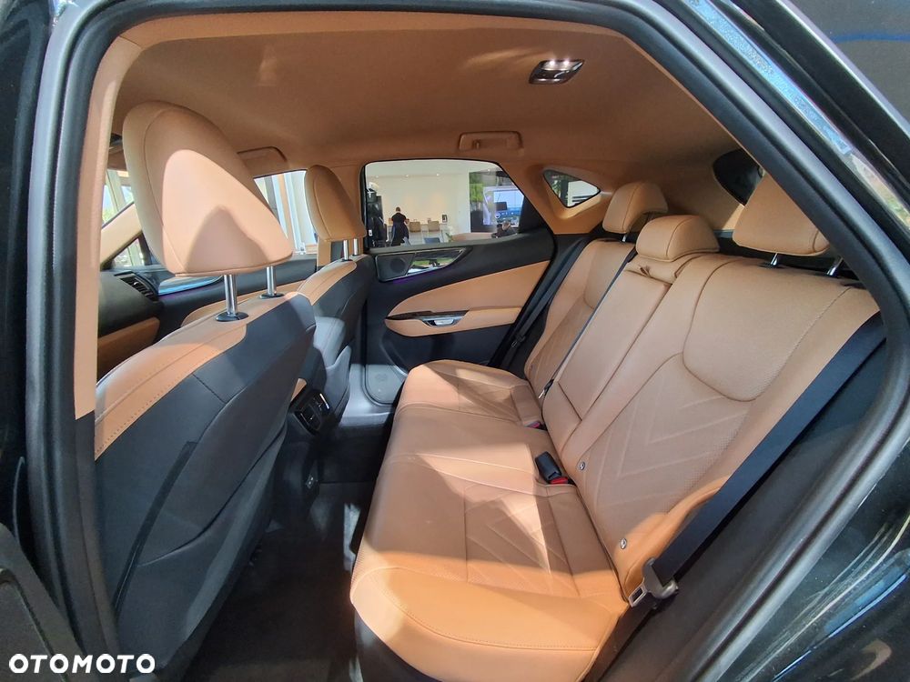 Lexus NX 350h Prestige AWD - 11