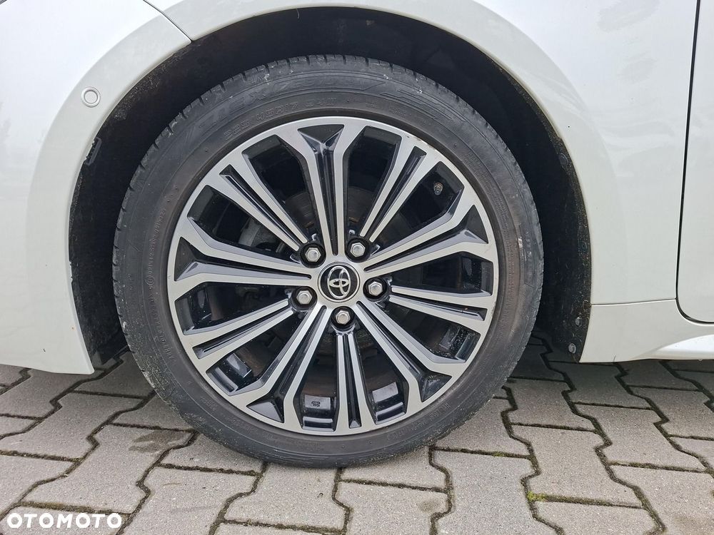 Toyota Corolla 1.8 Hybrid Selection - 19