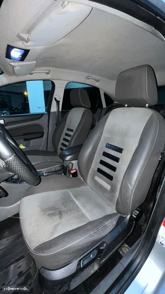 Ford Focus 1.6 TDCi Sport - 6