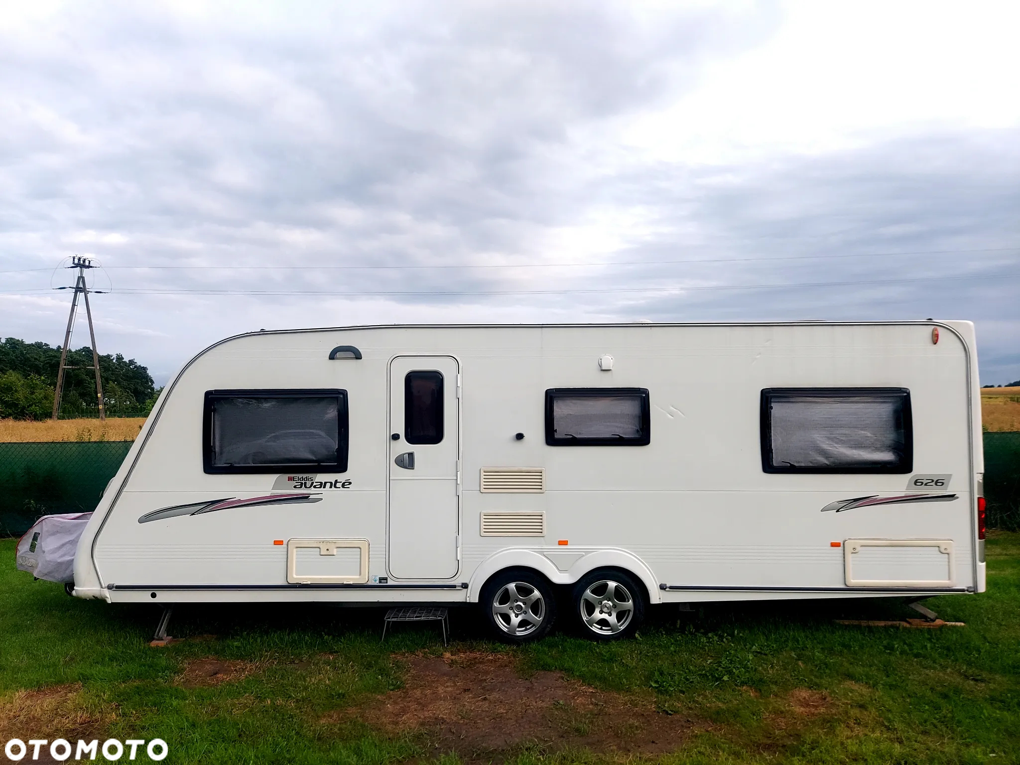 Elddis Avante - 12