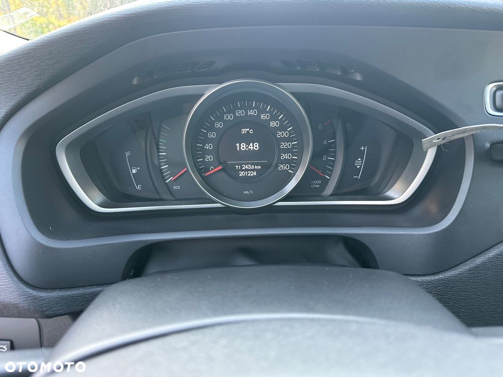 Volvo V40 - 31