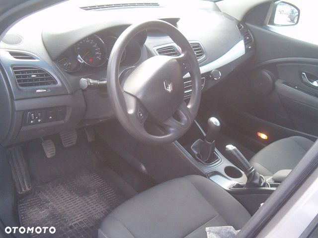 Renault Fluence - 12
