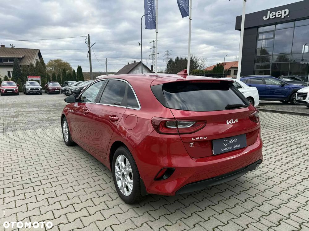 Kia Ceed 1.5 T-GDI M - 4