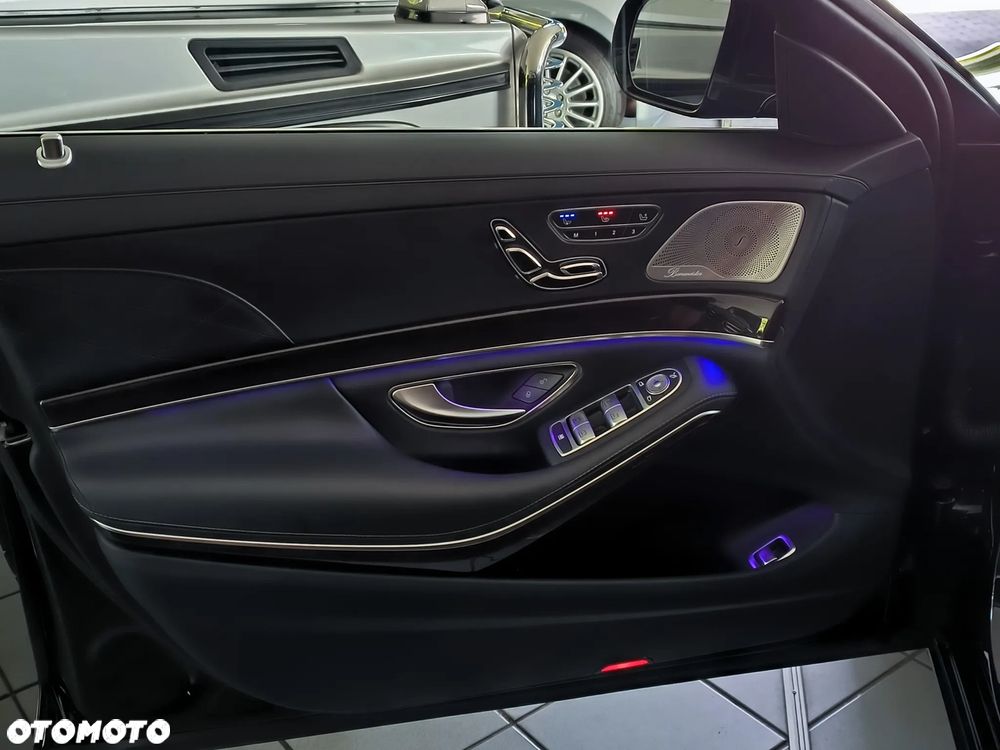 Mercedes-Benz Klasa S 560 L 4Matic 9G-TRONIC - 23