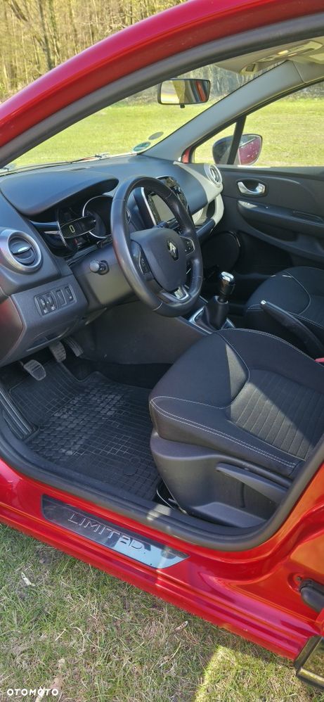 Renault Clio - 6