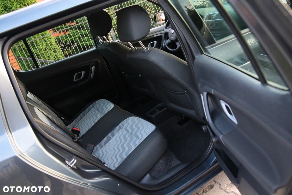Skoda Fabia 1.4 16V Active Plus - 20