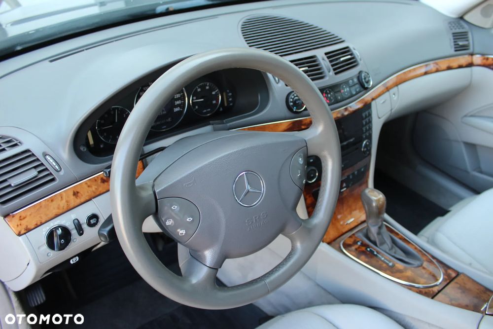 Mercedes-Benz Klasa E - 13