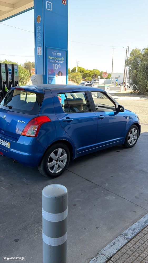 Suzuki Swift - 2