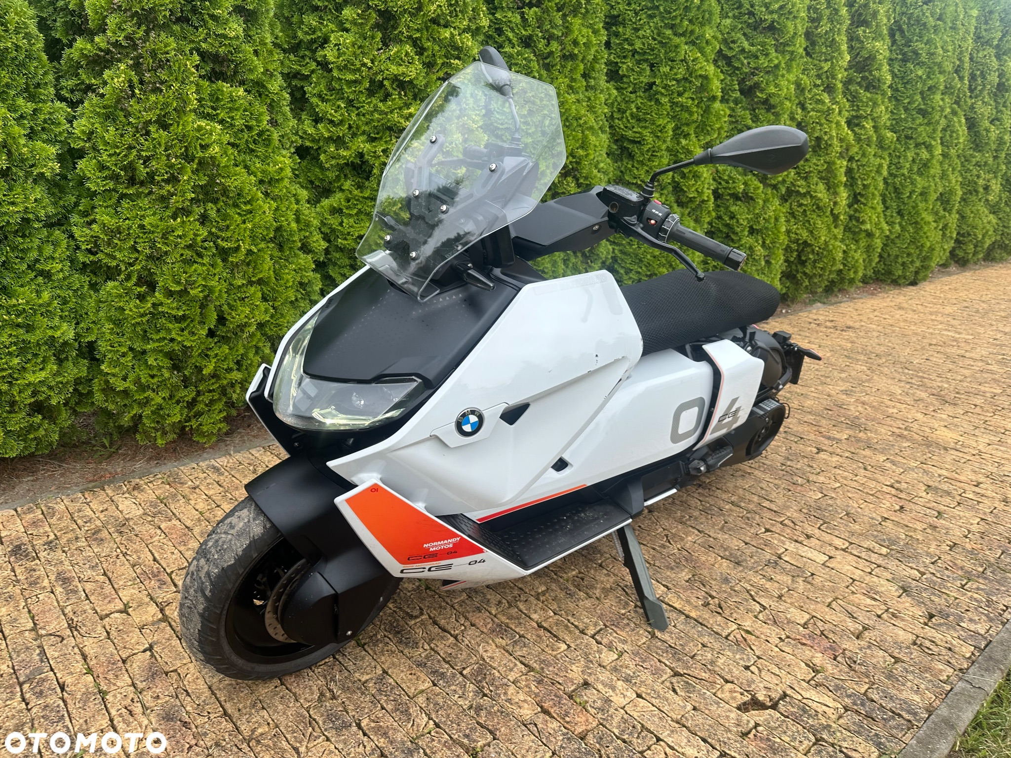 BMW CE 04 - 4