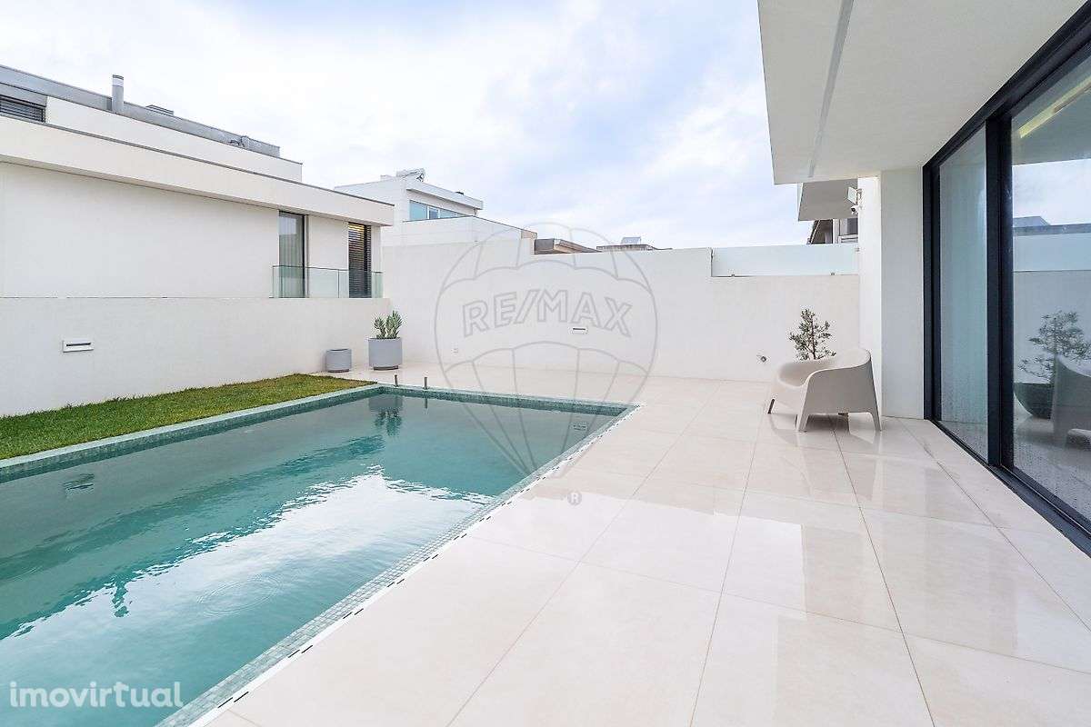 Moradia T4 para venda - Grande imagem: 2/37