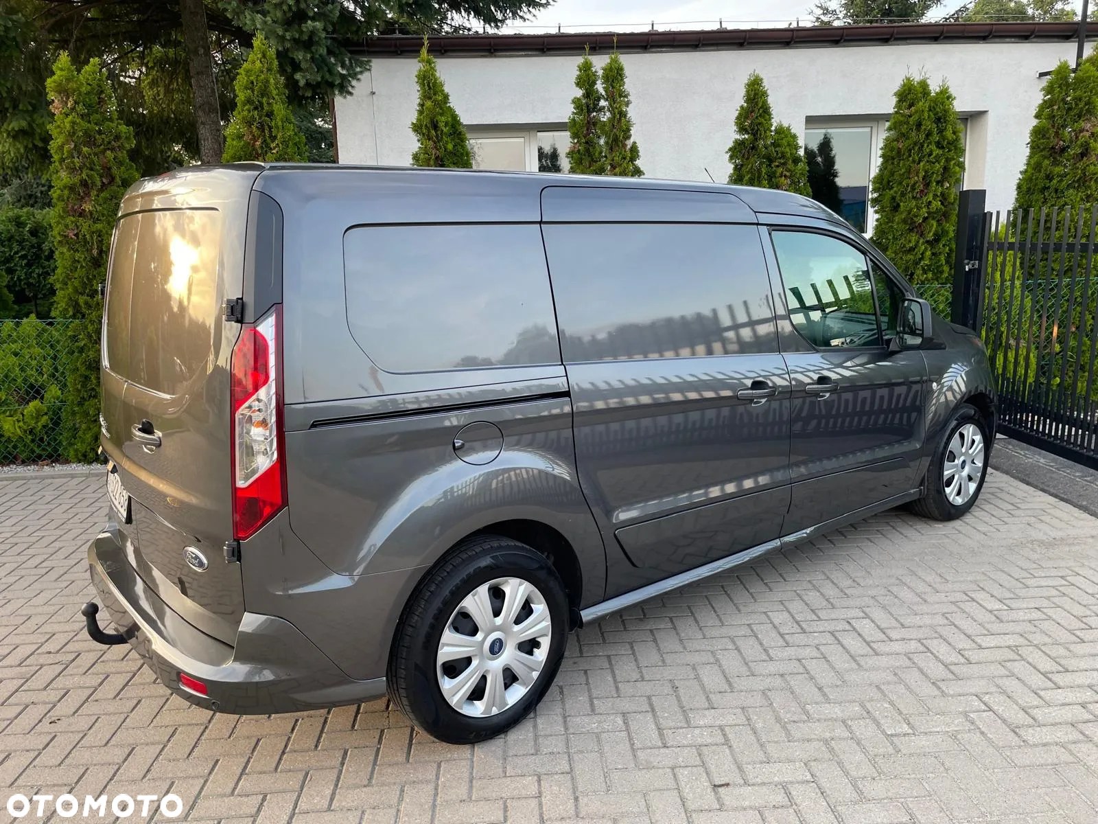Ford Transit Connect - 10