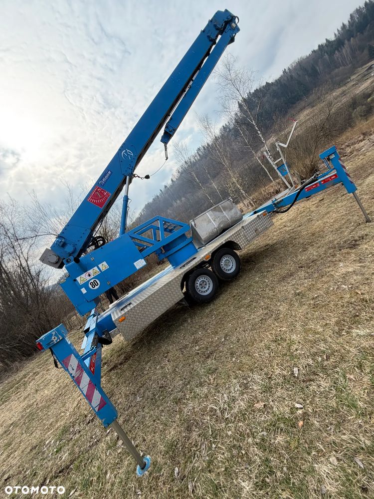 KLAAS K21/31TSR Dźwig Dekarski żuraw zwyżka podnośnik 31m. udźwig 1800kg max. Silnik Yanmar 3cyl. Kosz pojemnik. Dźwig Sterowany całkowicie zdalnie z pilota. Do 3,5 tony Transportowanie samochodem osobowym! Podwieszana oś Hydr. Własny Napęd Hydr. na 2 koła w terenie. Maszyna jak Nowa 2 tyś mtg. 2015r. Po serwisach Dekra. Sprowadzona z Norwegii. Nie różni się od nowej z salonu. Pełna Hydraulika w maszynie. Najbogatsza wersja. OKAZJA  230volt. Zero zużycia! - 39