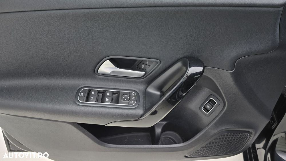 Mercedes-Benz A 180 - 12