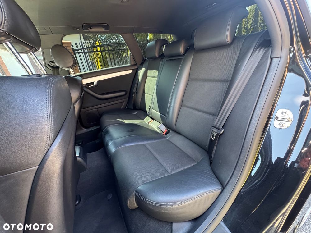 Audi A4 Avant 2.0 T FSI quattro - 21