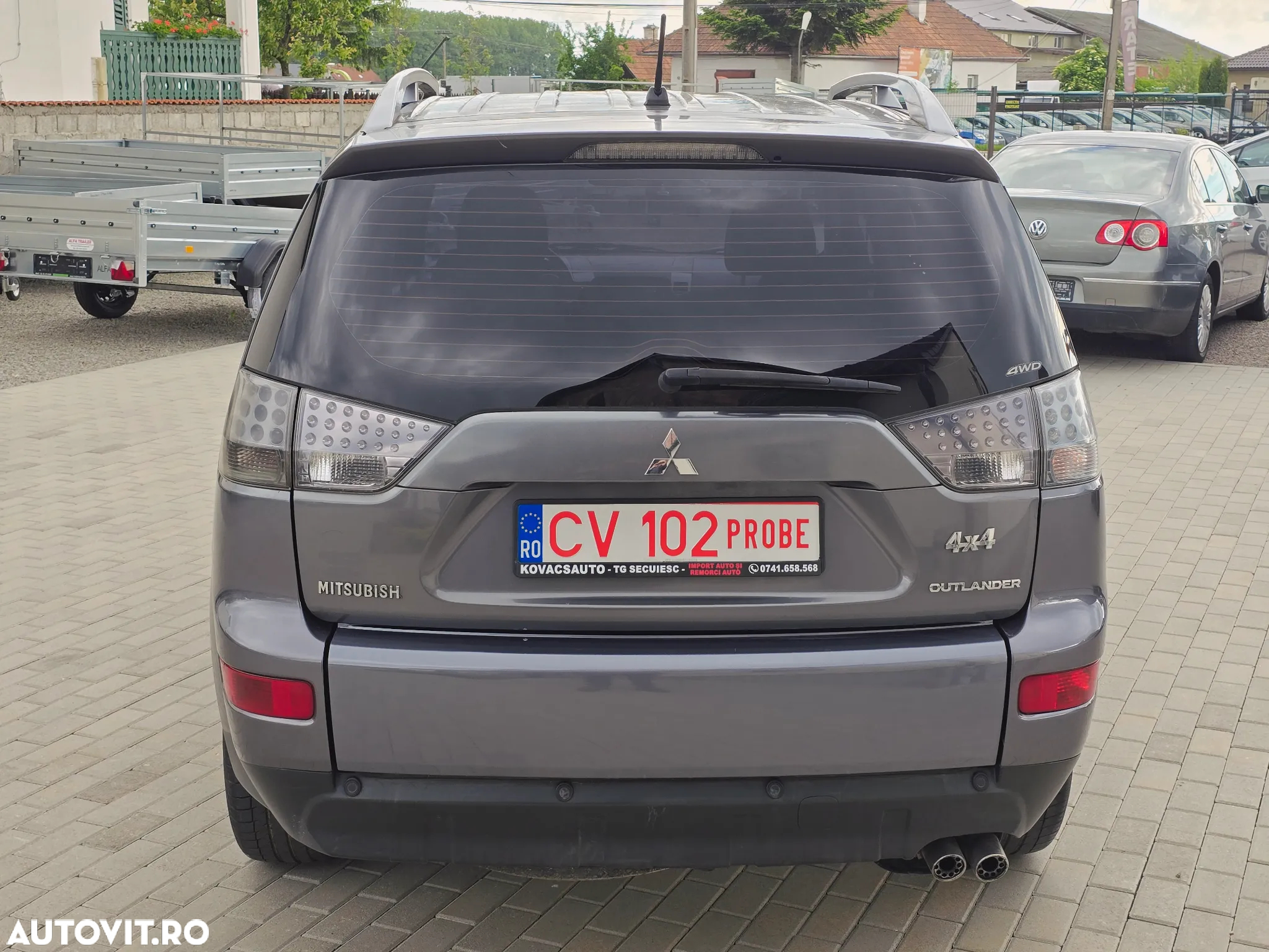 Mitsubishi Outlander 2.0 DI-D 4WD Invite - 16