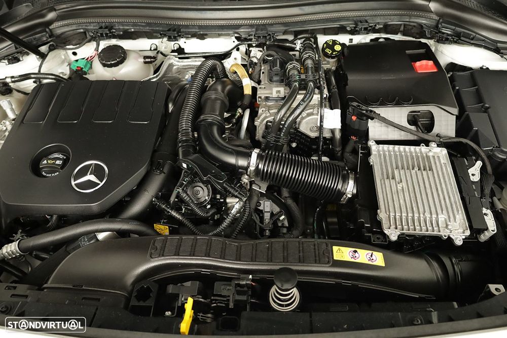 Mercedes-Benz B 250 e AMG Line - 24