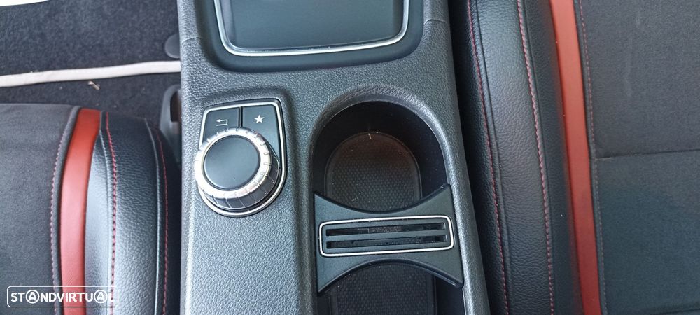 Mercedes-Benz CLA 45 AMG Shooting Brake 4-Matic - 39