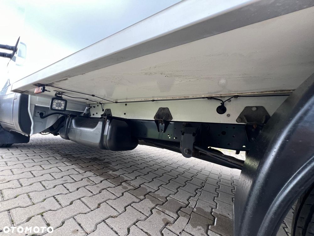 Iveco DAILY 35-140 HI-MATIC KONTENER MROŹNIA WINDA DHOLLANDIA 74.000 KM - 27