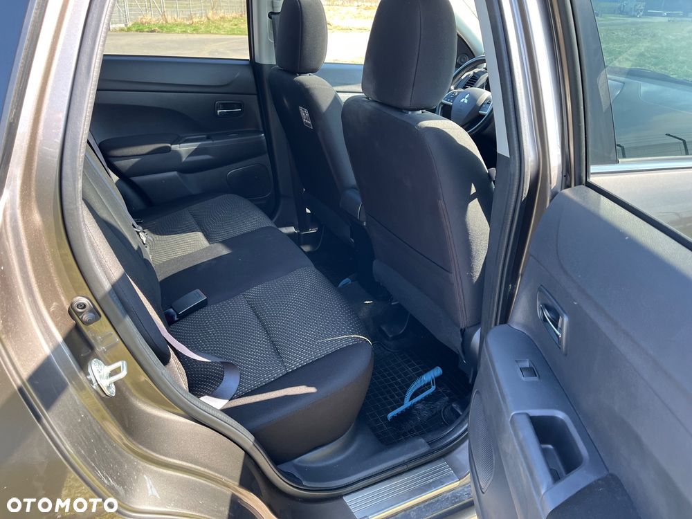 Mitsubishi ASX 1.6 Active - 13